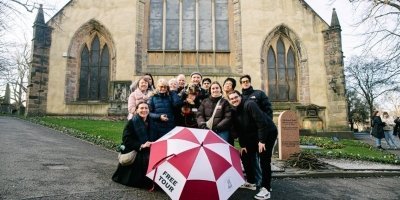 Free Edinburgh Old Town Tour with a World Famous Dog