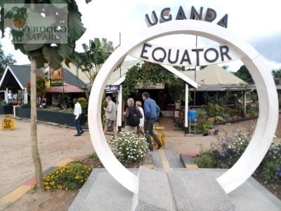 Waterfall Wonders & Wildlife Encounters: An 8-Day Ugandan Adventure