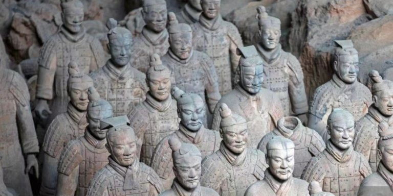 Customized Private Day Tour of Terracotta Warriors and Xi'an