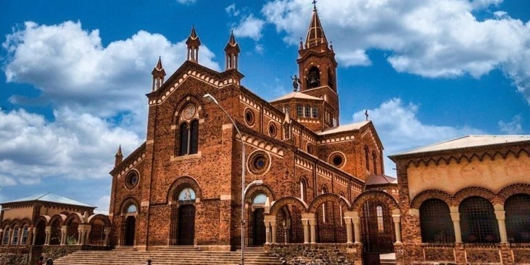 Discover Asmara: One-Day Tour Guide to Must-See Attractions