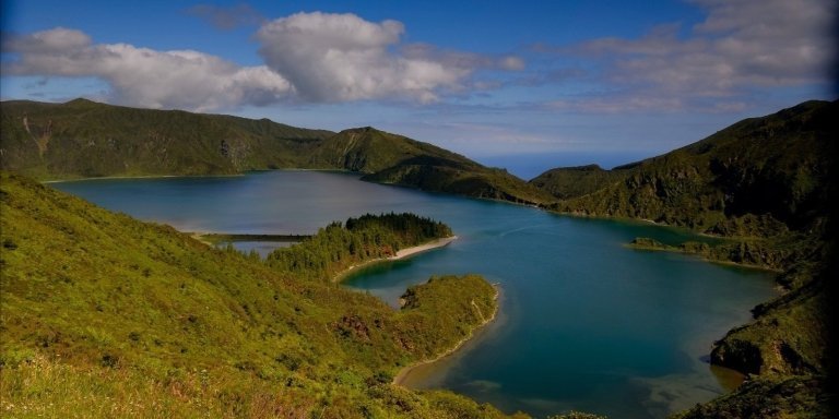 Nature tour to Lagoa do Fogo and many other hidden gems of São Miguel