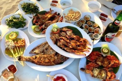 Telaga Waja Rafting and Jimbaran Seafood Dinner Packages