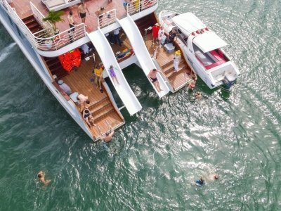 Lan Ha Bay Cruise 1 day trip from Hanoi with Transfer, Luch, Guide