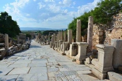 Ephesus Half Day Tour From Kusadasi Hotels / Selcuk Hotels