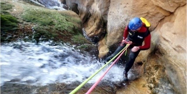 The Turche Water Cave Canyoning Adventure in Buñol, Valencia