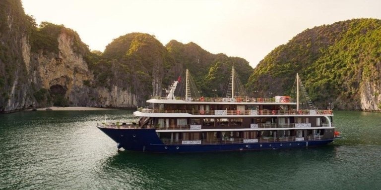 Ha Long Bay - Lan Ha Bay 3Days 2Nights 4 star Cruise