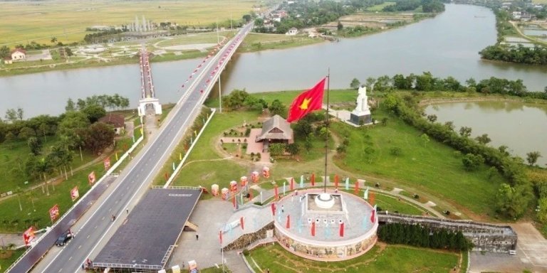 DMZ Tour - Departure from Hue