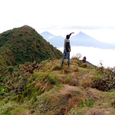 One day Hike of Sabinyo Mountain