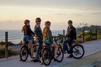 North Coast Electric Bike tour to Encinitas, Moonlight Beach.
