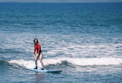 Surf With a Pro Maui 2 Hour lesson