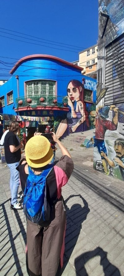 Valpo Street Art Tour