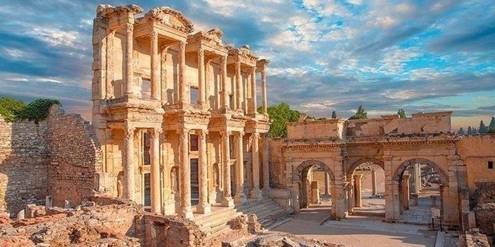 For Cruisers: Ephesus and Mary's House Tour From Kusadasi Port