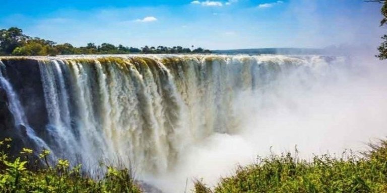 VICTORIA FALLS GUIDED TOUR ZAMBIA