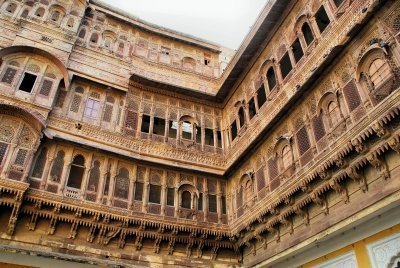 Jaisalmer- Transfers+Hotel+Sightseeing