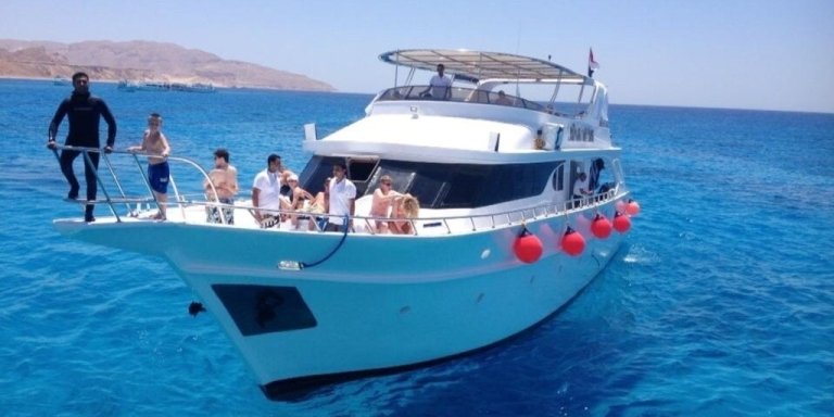Luxury Snorkeling Trip to Ras Mohamed and White Island from Sharm