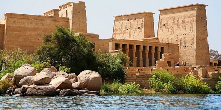 Aswan : private guided tour to Philea temple