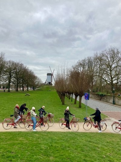 Bruges Retro Biketour, Highlights and hidden gems