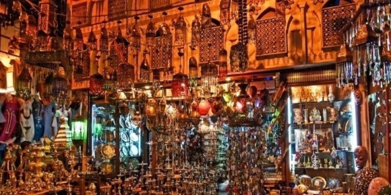 Cairo: 4-Hour Tour Of El-Moez Street And Cairo Tower Revolving Dinner