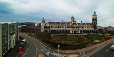 Dunedin City & Coastal views