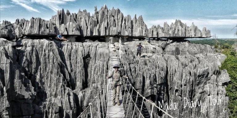 Descent of the Tsiribihina and visit of the Tsingy de Bemaraha park