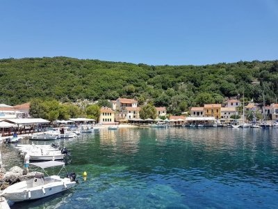 Discover Ithaka Bus & Tour