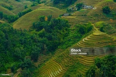 HA LONG BAY - HA LONG PARK - SAPA - FANSIPAN (4 days 3 nights)