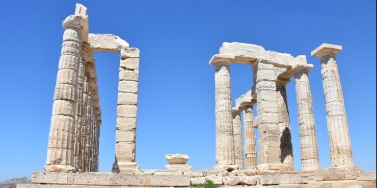 Athens Highlights & Cape Sounio: Private Panoramic Driving Tour