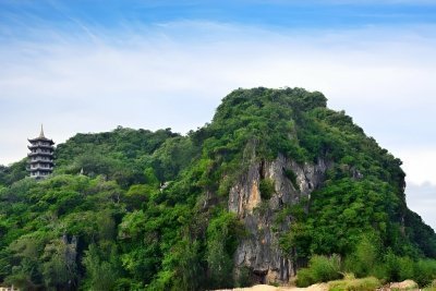 LINH UNG– MARBLE MOUNTAIN – HOI AN – BA NA HILLS – CHAM ISLANDS (4D3N)