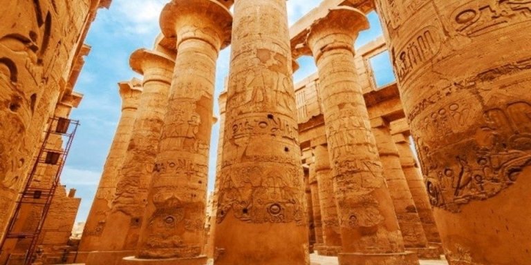 7-Hour Luxor: Medinat Habu & Valley Of The Queens Private Tour