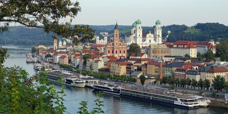 Private transfer from Prague to Passau with 4 hours of sightseeing