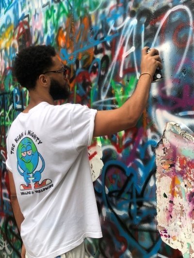 Tour Comuna 13 | Medellín: Comuna 13 Tour with Spray Painting and Ice