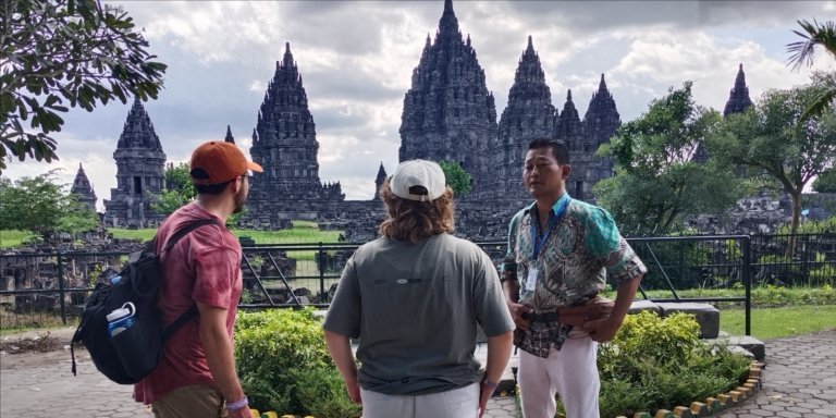 Borobudur , Prambanan temple & Merapi Volcano