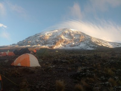 10 DAYS NOTHERN CIRCUIT ROUTE MOUNTAIN KILIMANJARO CLIMB