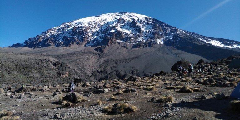 8 DAYS WESTERN BREACH ROUTE KILIMANJARO CLIMB