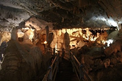3D2N Mulu 4 Show Caves