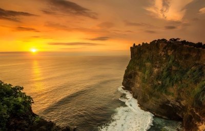 Bali Jungle Swing and Uluwatu Sunset Tour Packages