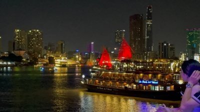 Dinner Cruise On Saigon River With Transfer