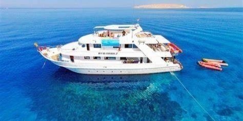 7.5-Hour Hurghada: Giftun Island Tour With Snorkeling & Buffet Lunch