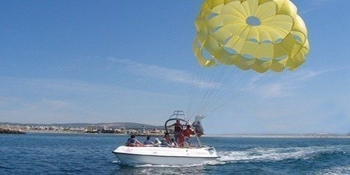 25-Minute Hurghada: Parasailing Adventure On The Red Sea