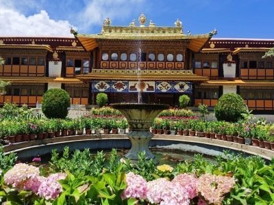 4 Days Lhasa City Essential Group Tour