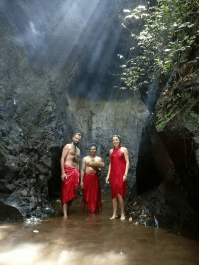 Bangli: purification in nature jacuzzi hidden spot