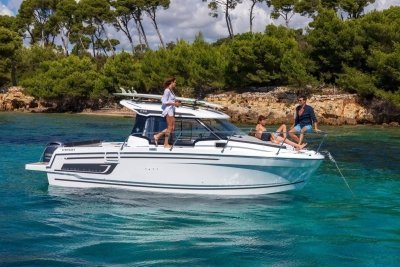 Rent a boat Jeanneau Merry Fisher 795 in Zadar