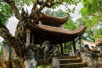 Explore Ancient Co Loa: Hanoi Countryside Vespa Tour | PRIVATE