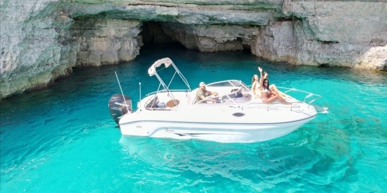 Private Boat Trip to Comino & Blue Lagoon with Ranieri Sea Lady 24ft
