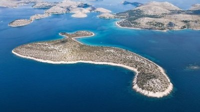 Jeanneau Cap Camarat 6.5 WA, Private Tour