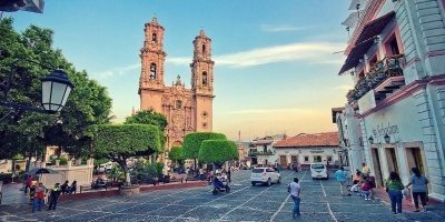 TAXCO Ciudad de la Plata y CUERNAVACA Ciudad de la Eterna Primavera