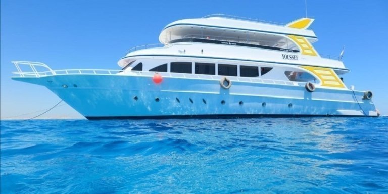 5-Hour Red Sea Cruise Experience