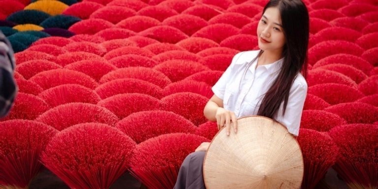 Incense Village, Conical Hat and HaThai Art Day Trip From Hanoi