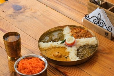 Kangra Valley Day Trip - Best Of Palampur: TEA TOUR & KANGRI DHAM