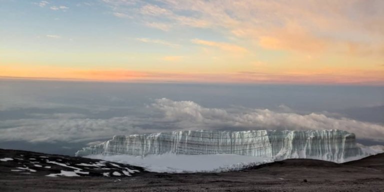 best 6 days Marangu route on Kilimanjaro Climbing